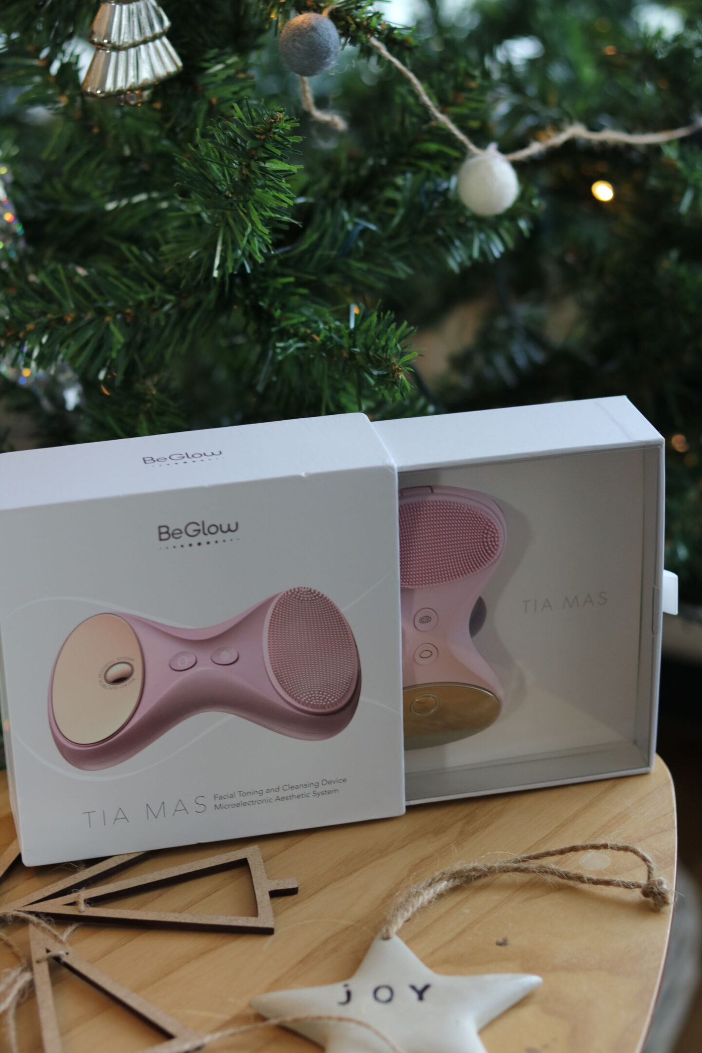 gift guide, Violet Glenton