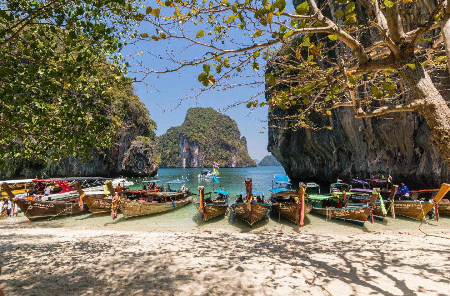 Thailand, Violet Glenton